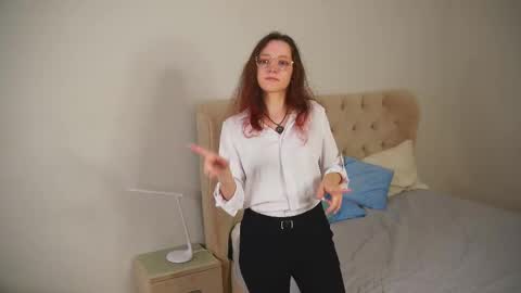 Snapshot of wilmavitanza chatting on September 12, 5:08 am for u Alise online show from September 12, 5:08 am