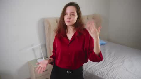 Snapshot of wilmavitanza chatting on September 13, 5:15 am for u Alise online show from September 13, 5:15 am