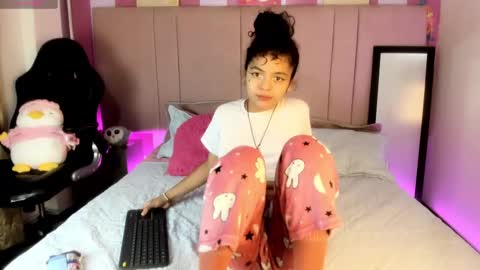 Snapshot of winnifer_gonzalez chatting on March 8, 5:03 am Winnifer Gonzalez online show from March 8, 5:03 am