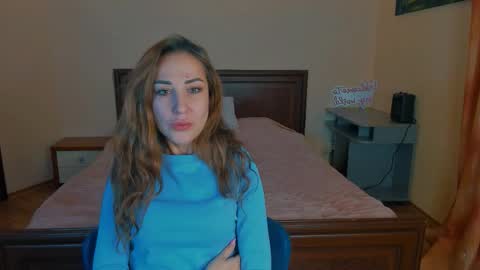 Sarah Curly online show from March 17, 9:30 pm