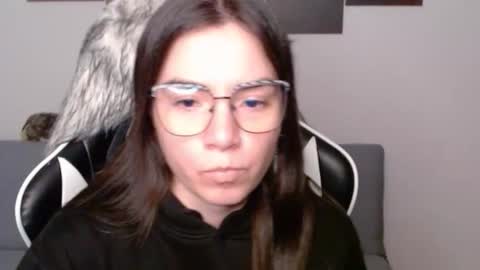 Alex online show from February 3, 2:10 am