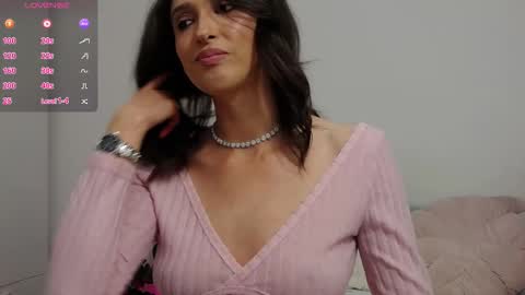 Amalia online show from December 2, 4:53 pm