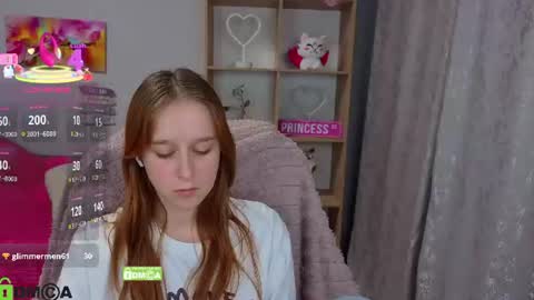 wow_emma_ online show from July 22, 2:07 pm