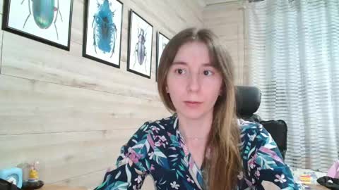 Anna  online show from April 29, 3:37 pm