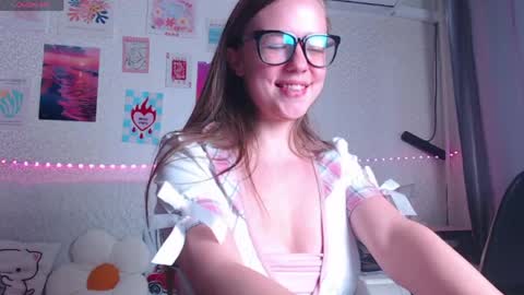 Bella online show from May 13, 2:12 pm