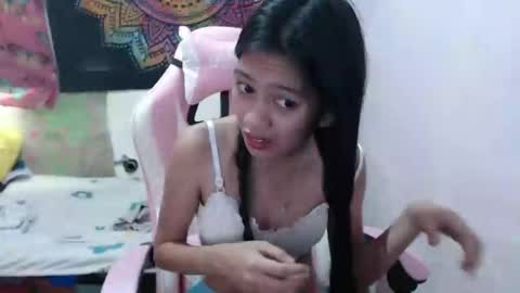 Snapshot of x_lexi_x chatting on January 7, 7:42 am x_lexi_x online show from January 7, 7:42 am