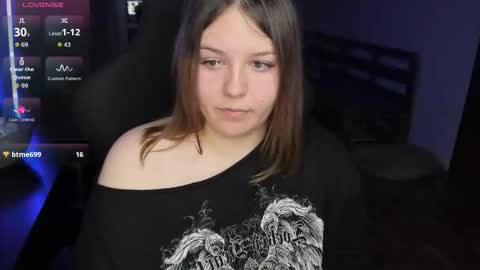 LOVE NERDS ONLY online show from October 24, 3:13 am