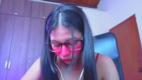 XALLYSONX online show from March 13, 12:39 pm