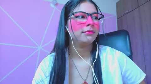 XALLYSONX online show from May 29, 12:03 pm