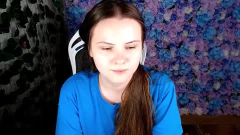 Snapshot of xilana chatting on September 13, 8:00 am Lina online show from September 13, 8:00 am