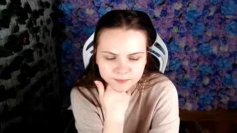 Snapshot of xilana chatting on October 6, 6:19 am Lina online show from October 6, 6:19 am