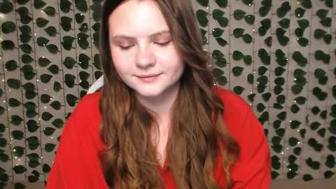 Snapshot of xilana chatting on February 8, 4:47 am Lina online show from February 8, 4:47 am