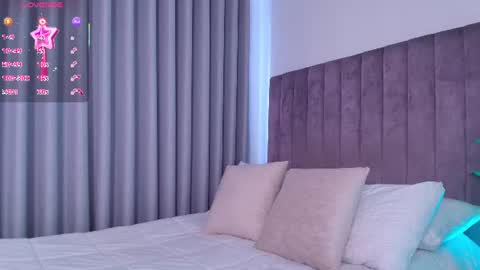 XIMENA LOPEZ online show from July 28, 8:52 pm