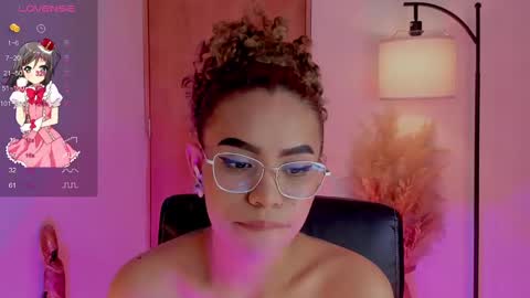Snapshot of ximena_sotto1 chatting on January 16, 9:51 pm camila online show from January 16, 9:51 pm