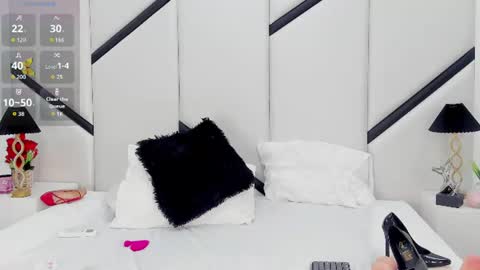ximenacosta online show from June 20, 11:47 am