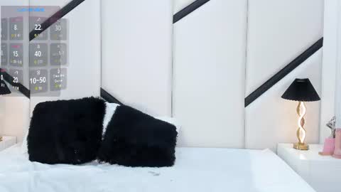 ximenacosta online show from July 1, 12:48 pm