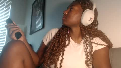 Ximora online show from June 22, 3:20 pm