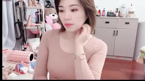 xinbao799322 online show from December 21, 8:24 pm