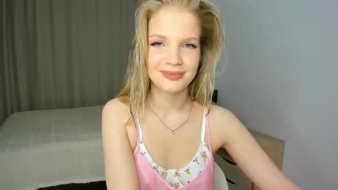 Chloe online show from February 23, 9:03 pm