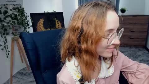 Snapshot of xo_lil_dream chatting on September 29, 7:24 am Kylie online show from September 29, 7:24 am