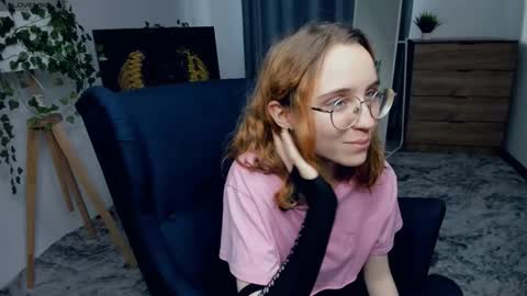 Snapshot of xo_lil_dream chatting on September 22, 7:51 am Kylie online show from September 22, 7:51 am