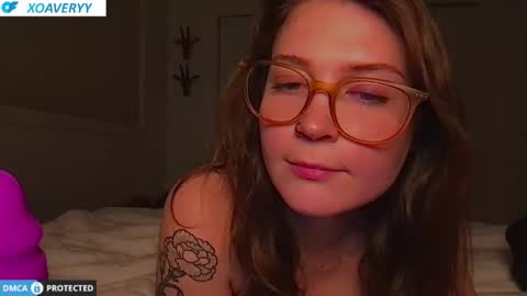 avery online show from February 14, 4:14 am