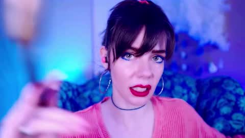 Bella Bondai online show from November 24, 4:47 am