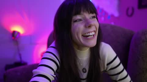 Bella Bondai online show from February 19, 6:11 am