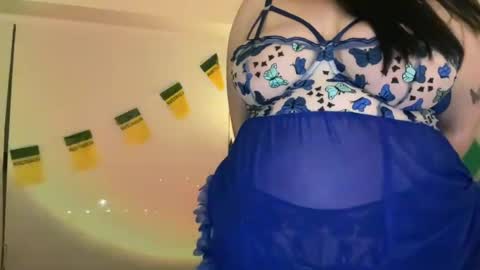 xopeachybaby online show from June 23, 7:39 am