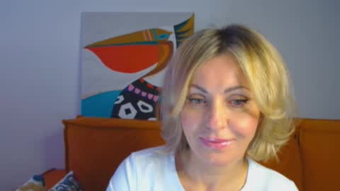 xvaleriax0 online show from March 14, 9:21 am