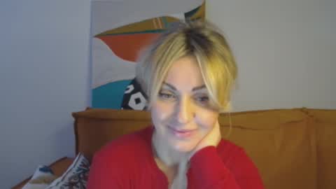 xvaleriax0 online show from March 12, 4:04 am