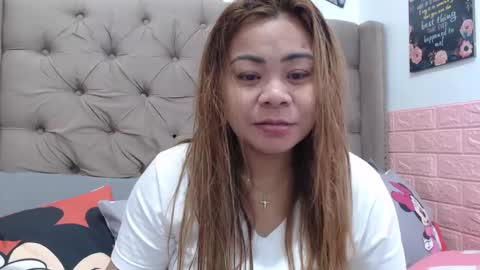 Snapshot of xxkryzelxx chatting on January 16, 6:03 am Dhel online show from January 16, 6:03 am
