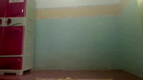 xxpinaymomxx online show from October 14, 5:21 am