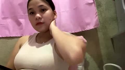 xy184226 online show from June 8, 1:45 pm