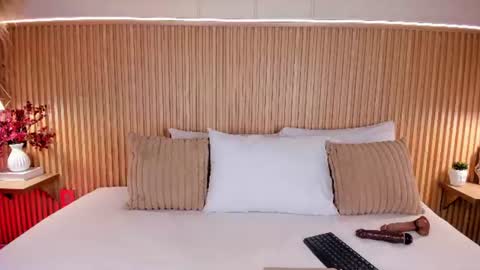 Yalezka online show from August 1, 4:58 am