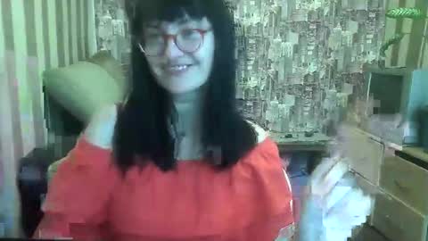 yanafiesta online show from November 6, 11:05 am