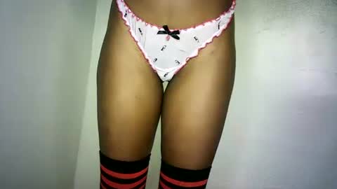 yanalove online show from April 23, 2:52 am