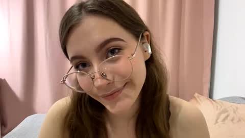 Marry online show from November 1, 4:00 pm