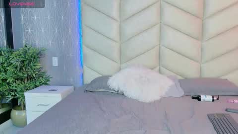 yara_shinne online show from March 7, 1:07 pm