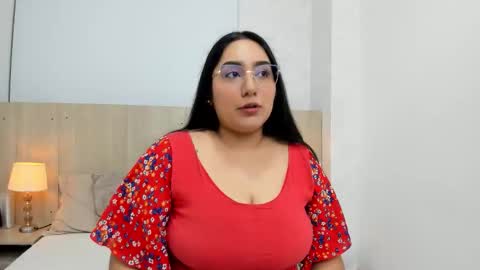 Yasmin Ortiz online show from February 27, 3:28 am