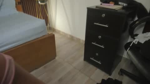 yaya23x online show from December 27, 10:48 pm