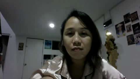 yella hope online show from January 19, 3:08 pm