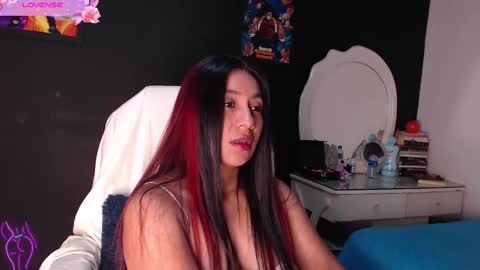 Snapshot of yes2802 chatting on February 12, 3:06 pm Yesi online show from February 12, 3:06 pm