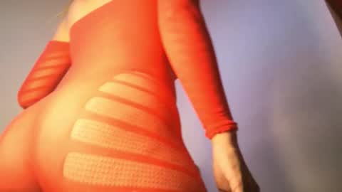 Snapshot of yessica_palmer chatting on October 20, 10:02 pm online show from October 20, 10:02 pm