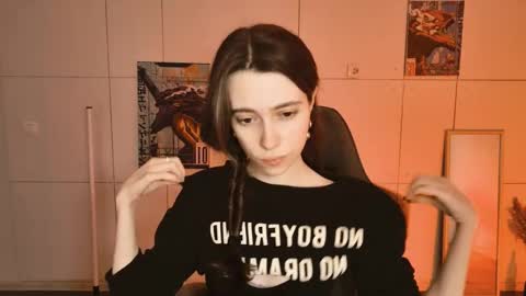 yoka_paradoxxx online show from January 13, 9:02 am