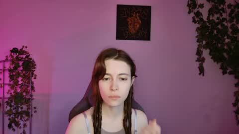 yoka_paradoxxx online show from October 6, 5:13 am