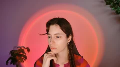 yoka_paradoxxx online show from September 19, 5:17 am