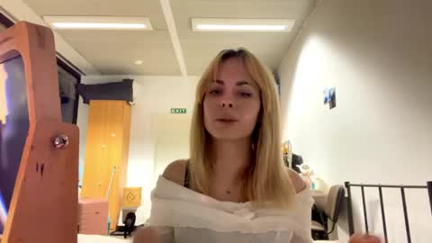 Lilith online show from March 27, 7:25 pm