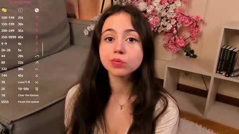 Elizabeth brunette -- Darline blonde  online show from September 14, 8:34 am