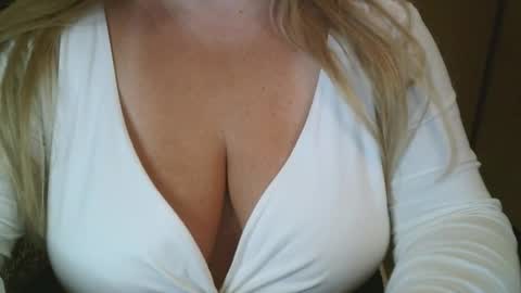 Maria Love online show from February 4, 6:49 am